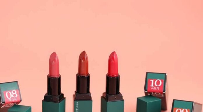 Review son BBIA Last Lipstick vỏ xanh 09 – Đỏ quyến rũ cho cô nàng cá tính Son BBIA vỏ xanh 09