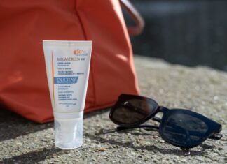 Review kem chống nắng Ducray Melascreen UV Light Cream SPF50 kem chống nắng ducray melascreen uv light cream