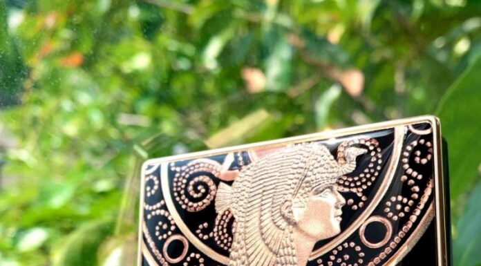 Review chi tiết phấn phủ nội địa Trung Zeesea X The British Museum Phấn phủ zeesea review