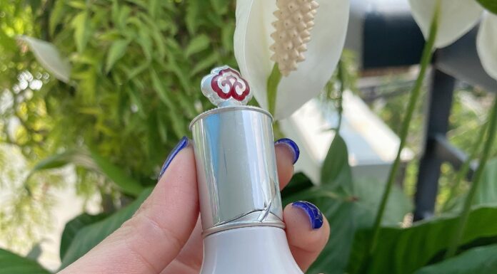 Review kem nền Whoo Radiant White BB Sun mỏng nhẹ và chống nắng cho mùa hè