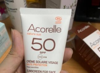 Review kem chống nắng Acorelle SPF 50 hữu cơ cao cấp có đáng thử không? kem chống nắng Acorelle