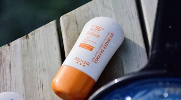 Review kem chống nắng MizuMi UV Water Defense SPF 50 do chị đẹp Baifern quảng cáo mizumi uv water defense