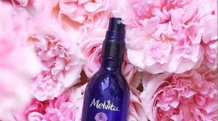 Review nước hoa hồng Melvita – “Nàng thơ” của nước Pháp Review nước hoa hồng melvita