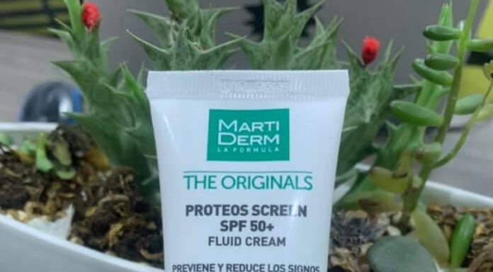 Review kem chống nắng MartiDerm The Originals Proteos Screen SPF 50+ ngừa lão hóa