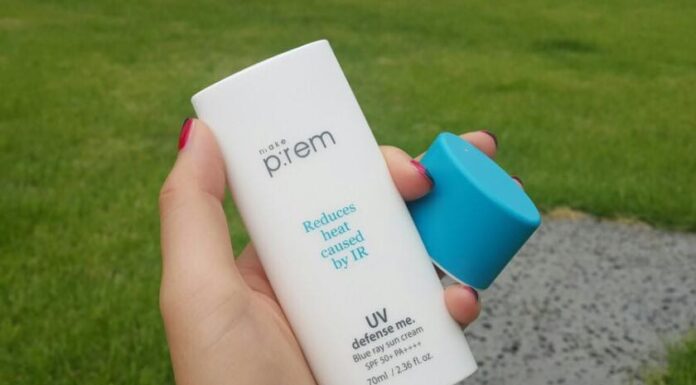 Review kem chống nắng Make Prem UV Defense Me Blue Ray Sun Cream SPF 50 có tốt không