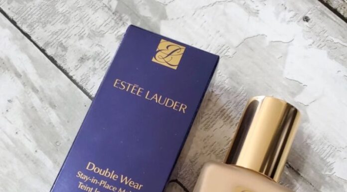 Review kem nền Estee Lauder Double Wear Stay In Place – chân ái cho nàng da dầu mùa hè
