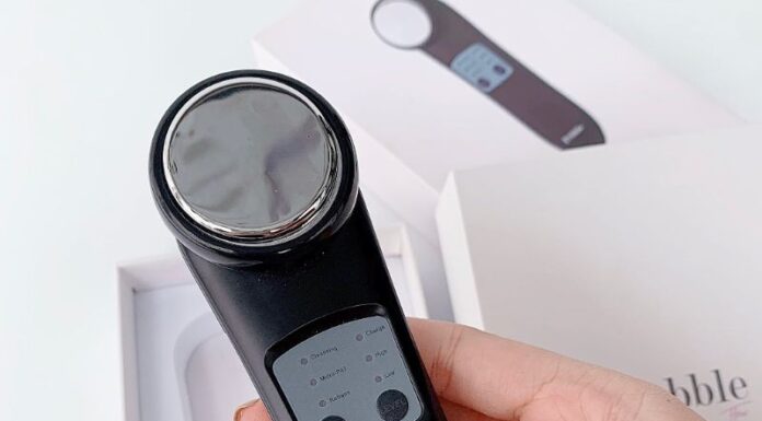 Review máy đẩy tinh chất Pebble Fleur nhỏ gọn mà hiệu quả