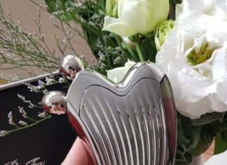 Review máy Refa Caxa Ray – cây lăn massage giúp nâng cơ săn chắc và làm sáng da