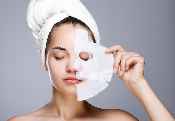 Mặt nạ giấy nha đam sẽ làm thay đổi làn da bạn từng ngày, giúp da trắng sáng và mịn màng hơn