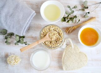 Hướng dẫn làm mặt nạ yến mạch mật ong sữa tươi