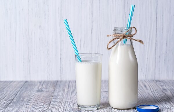 Hướng dẫn làm mặt nạ đu đủ mật ong sữa tươi