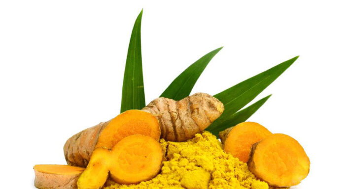 Bôi nghệ tươi lên mặt để qua đêm có được không?