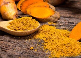 Hướng dẫn làm mặt nạ nghệ và sữa mẹ