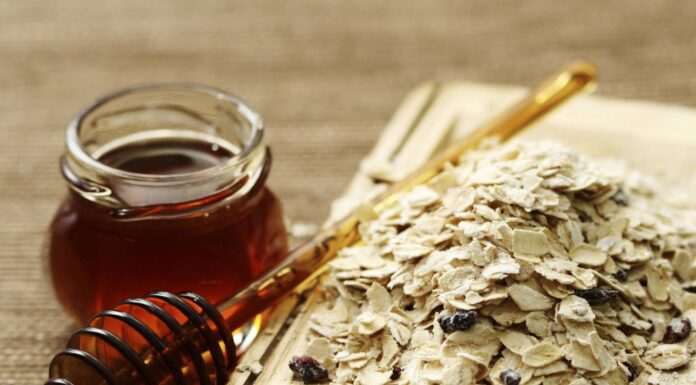 Hướng dẫn làm mặt nạ mật ong yến mạch