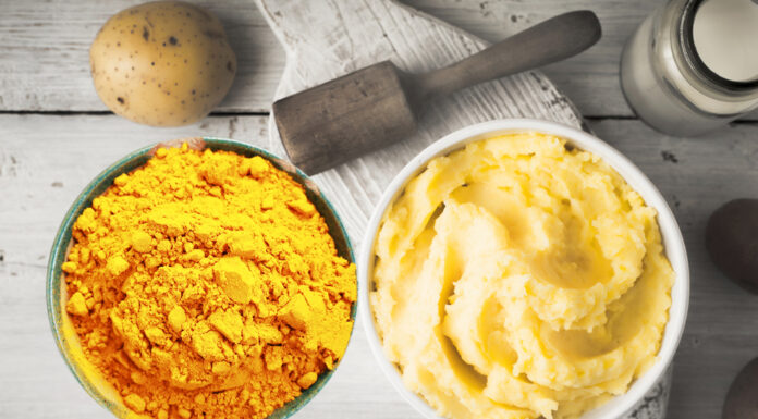 Hướng dẫn làm mặt nạ nghệ khoai tây