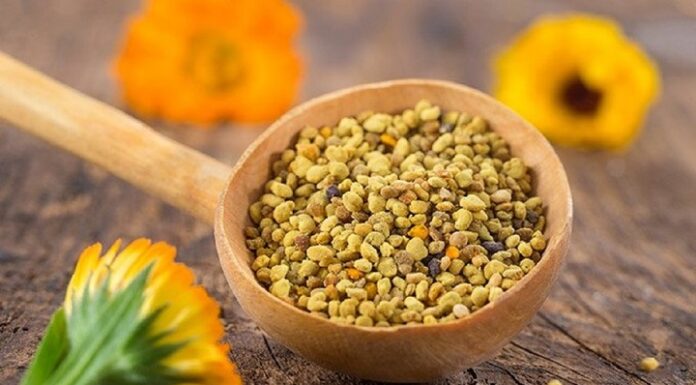 Hướng dẫn làm mặt nạ nghệ phấn hoa