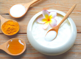 Hướng dẫn làm mặt nạ mật ong nghệ sữa tươi