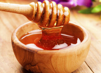 Hướng dẫn làm mặt nạ mật ong đậu xanh