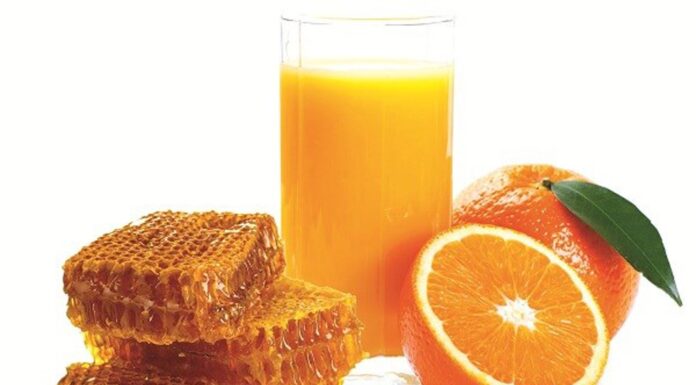 Hướng dẫn làm mặt nạ mật ong cam