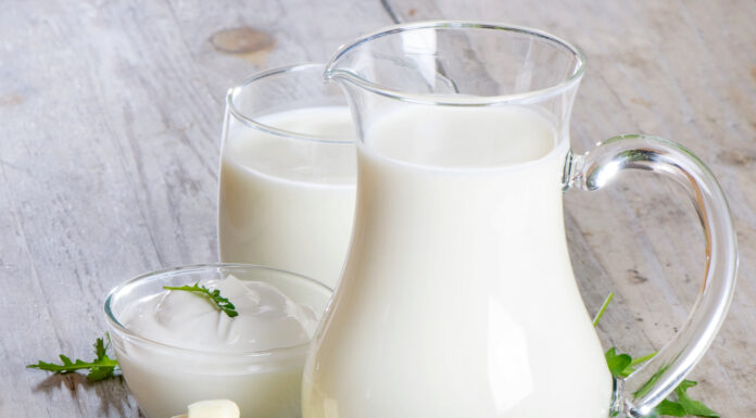 Hướng dẫn làm mặt nạ bột nghệ cám gạo sữa tươi