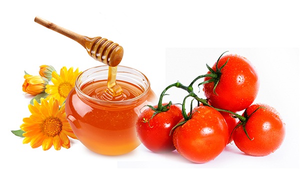 Mặt nạ mật ong với nước cốt cà chua