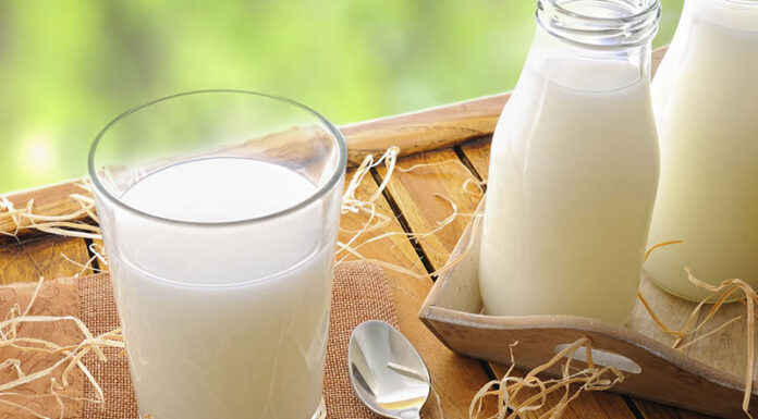 Hướng dẫn làm mặt nạ cà rốt sữa tươi mật ong