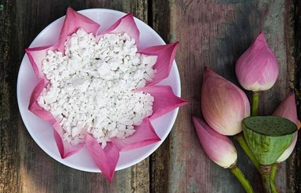 Hướng dẫn làm mặt nạ nghệ bột sắn dây