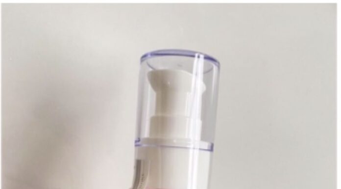 Review một chú serum HA của Christina cấp nước giúp căng bóng, trẻ hoá da