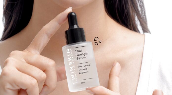 Review Twins Skin Total Strength Serum cấp nước và dưỡng sáng da