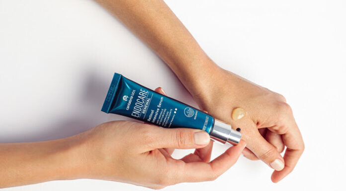 Review Endocare Renewal Retinol Intensive Serum 0.5% – Liệu có đáng để quan tâm?