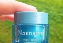 Review so sánh kem dưỡng ẩm Neutrogena và Clinique có đáng mua