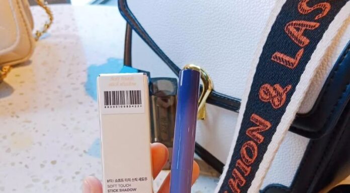 Review phấn mắt dạng nhũ Merzy Soft Touch Stick Shadow cho ánh nhìn lung linh, rất đáng thử