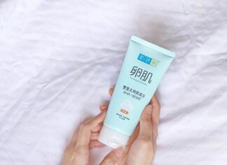 Review top 15+ sữa rửa mặt trị mụn đầu đen tốt nhất (update 2022)